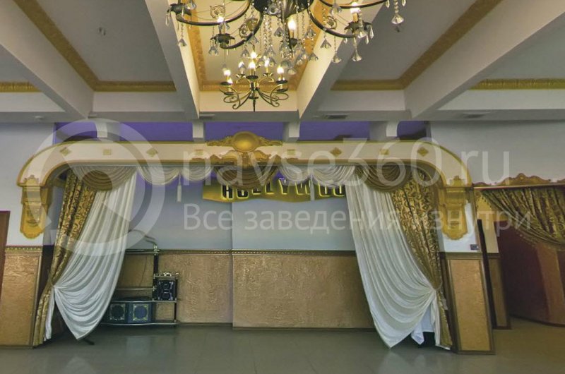 Ресторанно - гостиничный комплекс Голливуд Краснодар, место для музыкантов